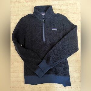 Patagonia quarter zip navy sherpa size medium women’s